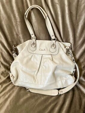 Coach Ashley Leather Hobo Handbag Purse White Oak